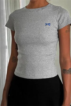 Style Core Aesthetics, New Style Trends - Bow Basic Tee