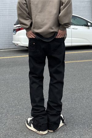 Style Core Aesthetics, New Style Trends - 'Broken' Jeans