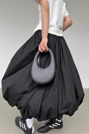 Style Core Aesthetics, New Style Trends - Bubble Midi Skirt