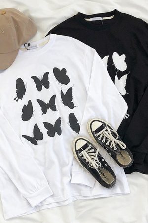 Style Core Aesthetics, New Style Trends - Butterfly Long Sleeve Tee