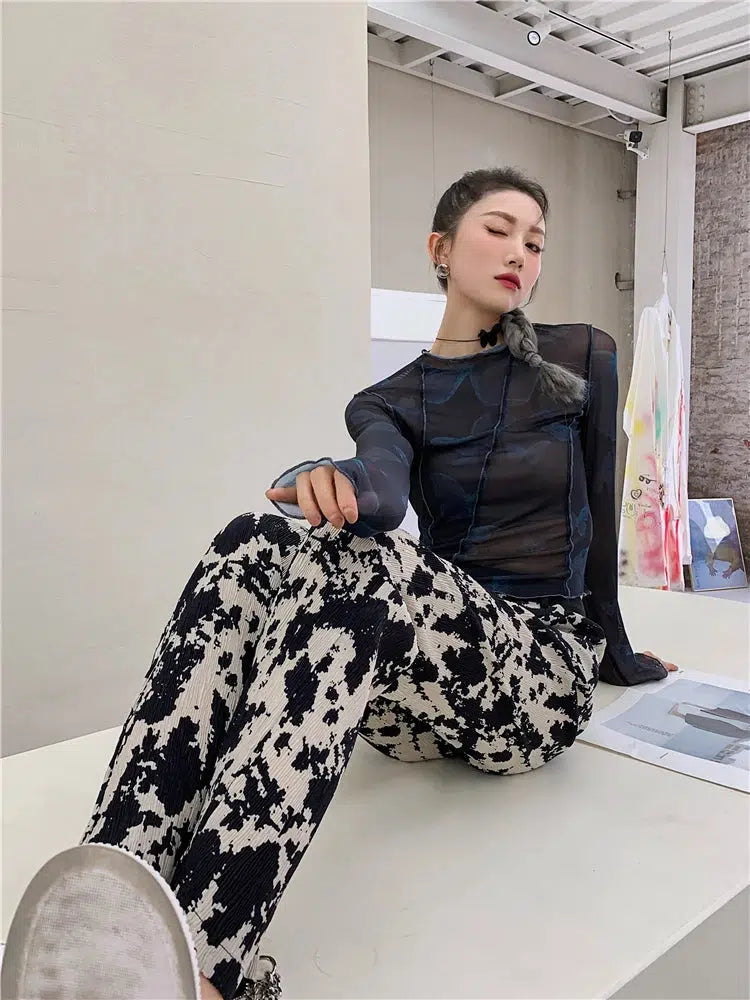 Style Core Aesthetics, New Style Trends - Butterfly Seam Detailed Mesh Top Style Core Aesthetics, New Style Trends - Butterfly Seam Detailed Mesh Top