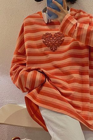 Style Core Aesthetics, New Style Trends - Butterfly Striped Long Sleeve Tee