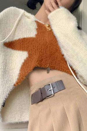 Style Core Aesthetics, New Style Trends - Cardigan ample court à capuche étoilé