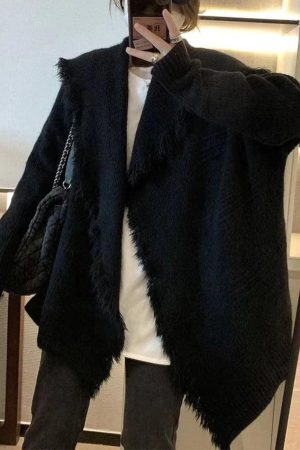 Style Core Aesthetics, New Style Trends - Cardigan de couleur unie à gros revers et bordure à pampilles