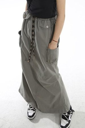 Style Core Aesthetics, New Style Trends - Cargo Pockets Parachute Maxi Skirt