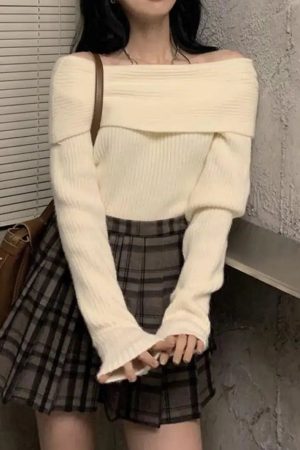 Style Core Aesthetics, New Style Trends - Casual Off Shoulder Knitted Sweater