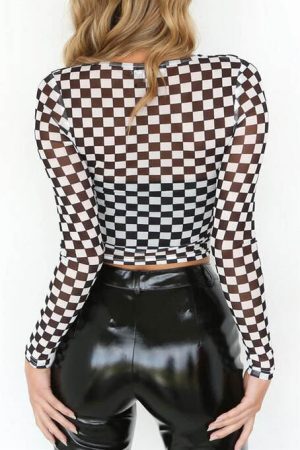 Style Core Aesthetics, New Style Trends - Checkered Long Sleeve Crop Top