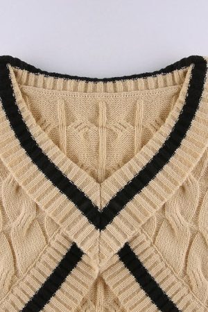 Style Core Aesthetics, New Style Trends - Coffee Cream Cropped Sweater