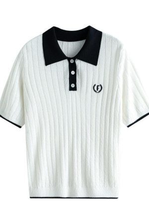 Style Core Aesthetics, New Style Trends - College Style Short Sleeve Sweater