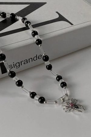 Style Core Aesthetics, New Style Trends - Collier de perles pendentif araignée