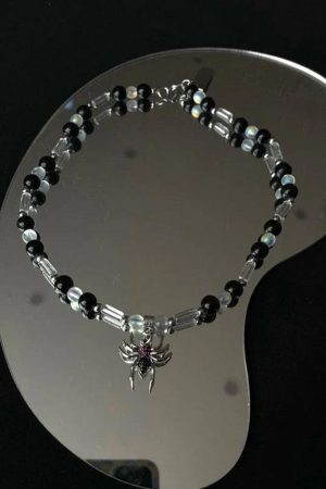 Style Core Aesthetics, New Style Trends - Collier de perles pendentif araignée