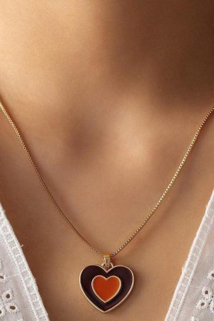 Style Core Aesthetics, New Style Trends - Collier pendentif en forme de cœur dégradé