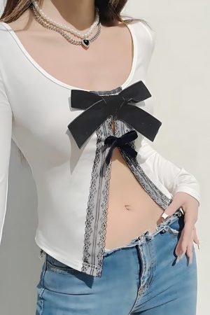 Style Core Aesthetics, New Style Trends - Coquette Bow Open Front Top