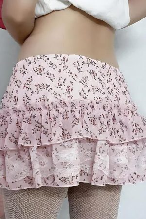Style Core Aesthetics, New Style Trends - Coquette Floral Ruffled Mini Skirt