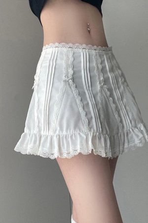 Style Core Aesthetics, New Style Trends - Coquette Frill Hem Mini Skirt