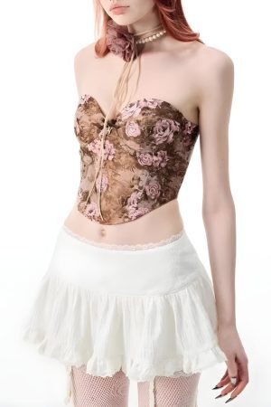 Style Core Aesthetics, New Style Trends - Coquette Ruffled Lace Mini Skirt