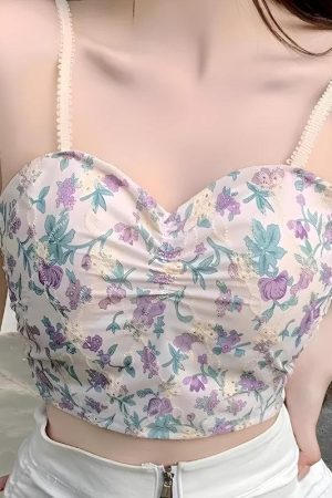 Style Core Aesthetics, New Style Trends - Cottagecore Floral Crop Top