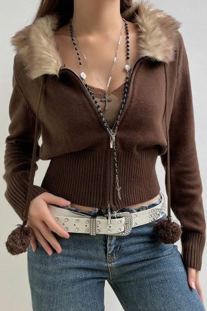 Style Core Aesthetics, New Style Trends - Cropped Design Zip-Up Cardigan