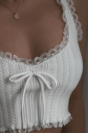 Style Core Aesthetics, New Style Trends - Cropped Lace Trim White Tank Top
