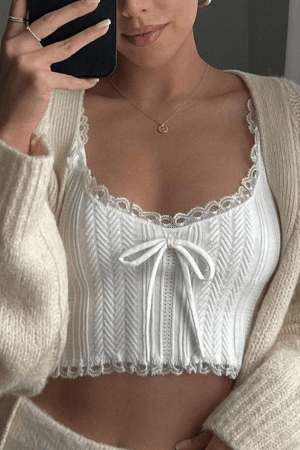 Style Core Aesthetics, New Style Trends - Cropped Lace Trim White Tank Top