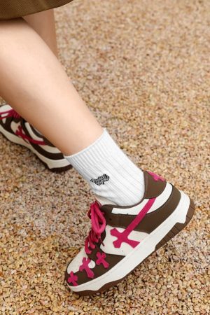 Style Core Aesthetics, New Style Trends - 'Cross' Shoes