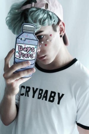 Style Core Aesthetics, New Style Trends - Crybaby T-Shirt