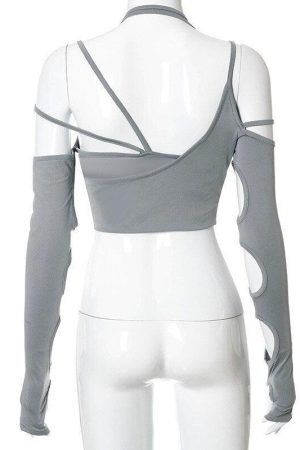 Style Core Aesthetics, New Style Trends - Cut-Out Halter Top