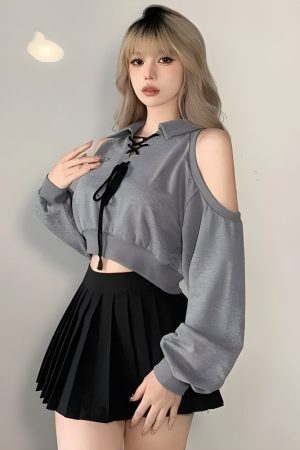 Style Core Aesthetics, New Style Trends - Cut Out Lace Up Cropped Sweatshirt