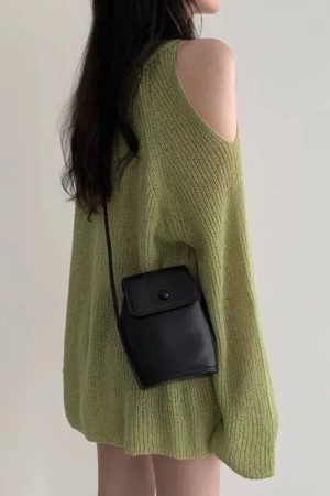 Style Core Aesthetics, New Style Trends - Cut-Out Shoulder Loose Knit Sweater