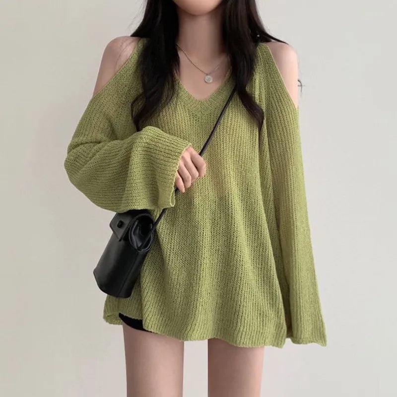 Style Core Aesthetics, New Style Trends - Cut-Out Shoulder Loose Knit Sweater