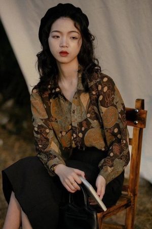 Style Core Aesthetics, New Style Trends - Dark Academia Artistic Figures Blouse