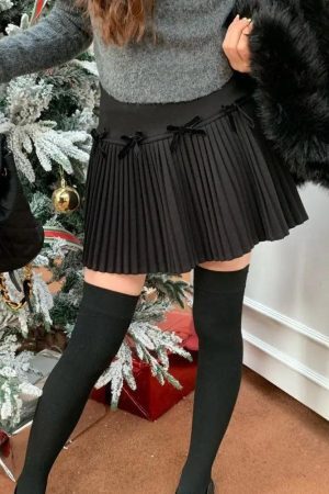 Style Core Aesthetics, New Style Trends - Dark Academia Bow Pleated Mini Skirt
