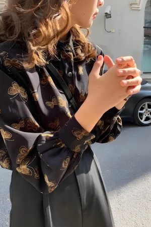 Style Core Aesthetics, New Style Trends - Dark Academia Butterfly Shirt