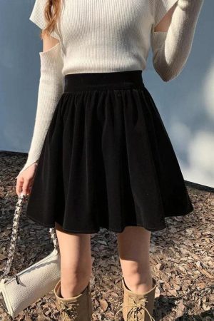 Style Core Aesthetics, New Style Trends - Dark Academia Velvet Mini Skirt