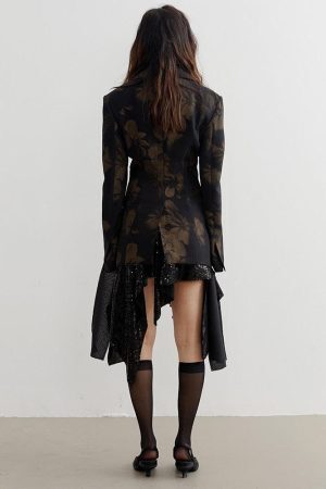 Style Core Aesthetics, New Style Trends - Dark Floral Asymmetric Blazer