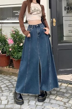 Style Core Aesthetics, New Style Trends - Denim Slit Frayed Hem Maxi Skirt