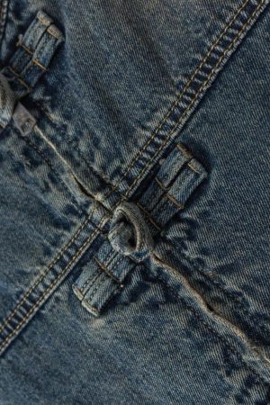 Style Core Aesthetics, New Style Trends - Distressed Denim Jacket