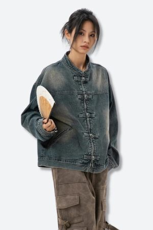Style Core Aesthetics, New Style Trends - Distressed Denim Jacket