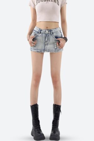 Style Core Aesthetics, New Style Trends - Distressed Low Rise Mini Skirt