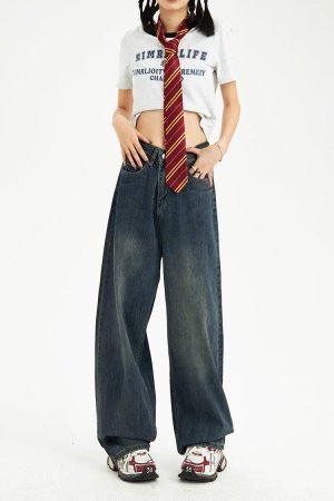 Style Core Aesthetics, New Style Trends - Distressed Pockets Wide Leg Baggy Jeans