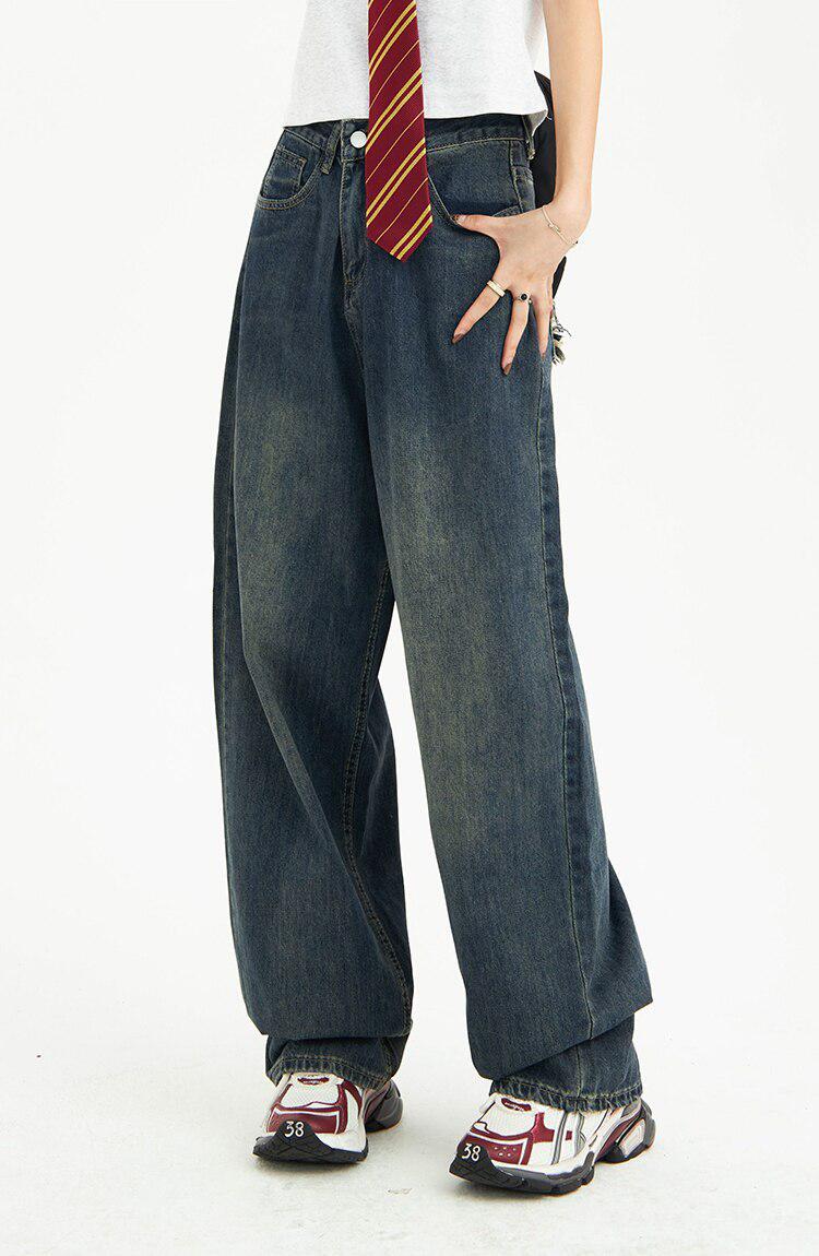Style Core Aesthetics, New Style Trends - Distressed Pockets Wide Leg Baggy Jeans Style Core Aesthetics, New Style Trends - Distressed Pockets Wide Leg Baggy Jeans
