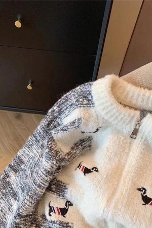 Style Core Aesthetics, New Style Trends - Dog Embroidered Double Zip-Up Knitted Cardigan