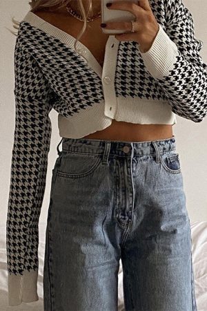 Style Core Aesthetics, New Style Trends - Dogtooth Check Crop Cardigan