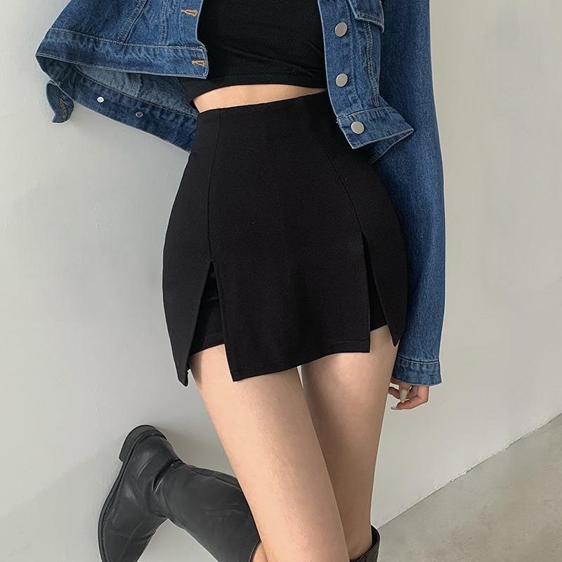 Style Core Aesthetics, New Style Trends - Double Side Slit Mini Skort