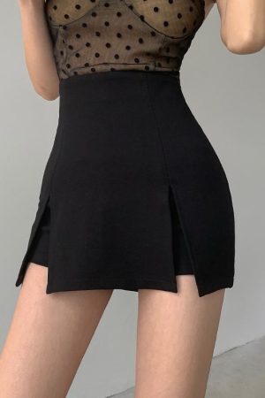 Style Core Aesthetics, New Style Trends - Double Side Slit Mini Skort