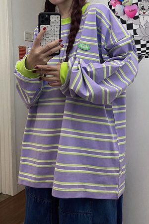 Style Core Aesthetics, New Style Trends - Drain You Striped Sweatshirt