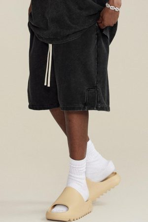 Style Core Aesthetics, New Style Trends - Drawstring Waist Loose Shorts