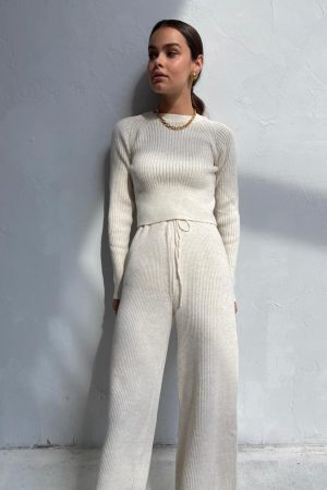Style Core Aesthetics, New Style Trends - Ensemble streetwear 'LINA'