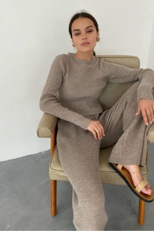 Style Core Aesthetics, New Style Trends - Ensemble streetwear 'LINA'