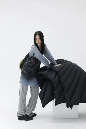 Style Core Aesthetics, New Style Trends - Extra Long Mesh Top